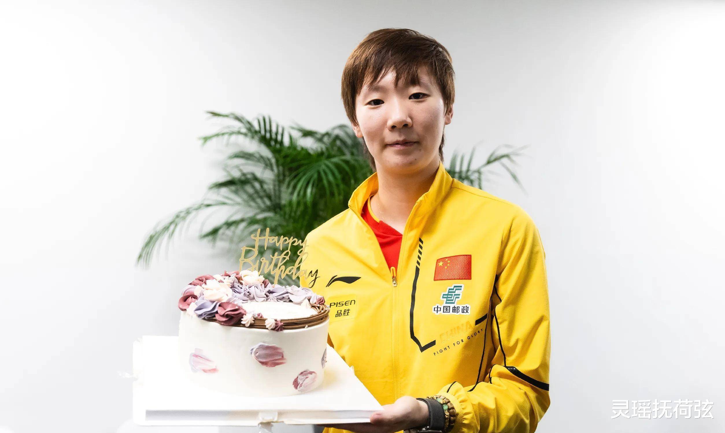 EDG绝杀V5,Lehends关键团战开团秒人强强对话成都决赛之夜,强势挺进下一轮 EDG绝杀V5,Lehends关键团战开团秒人强强对话成都决赛之夜,强势挺进下一轮