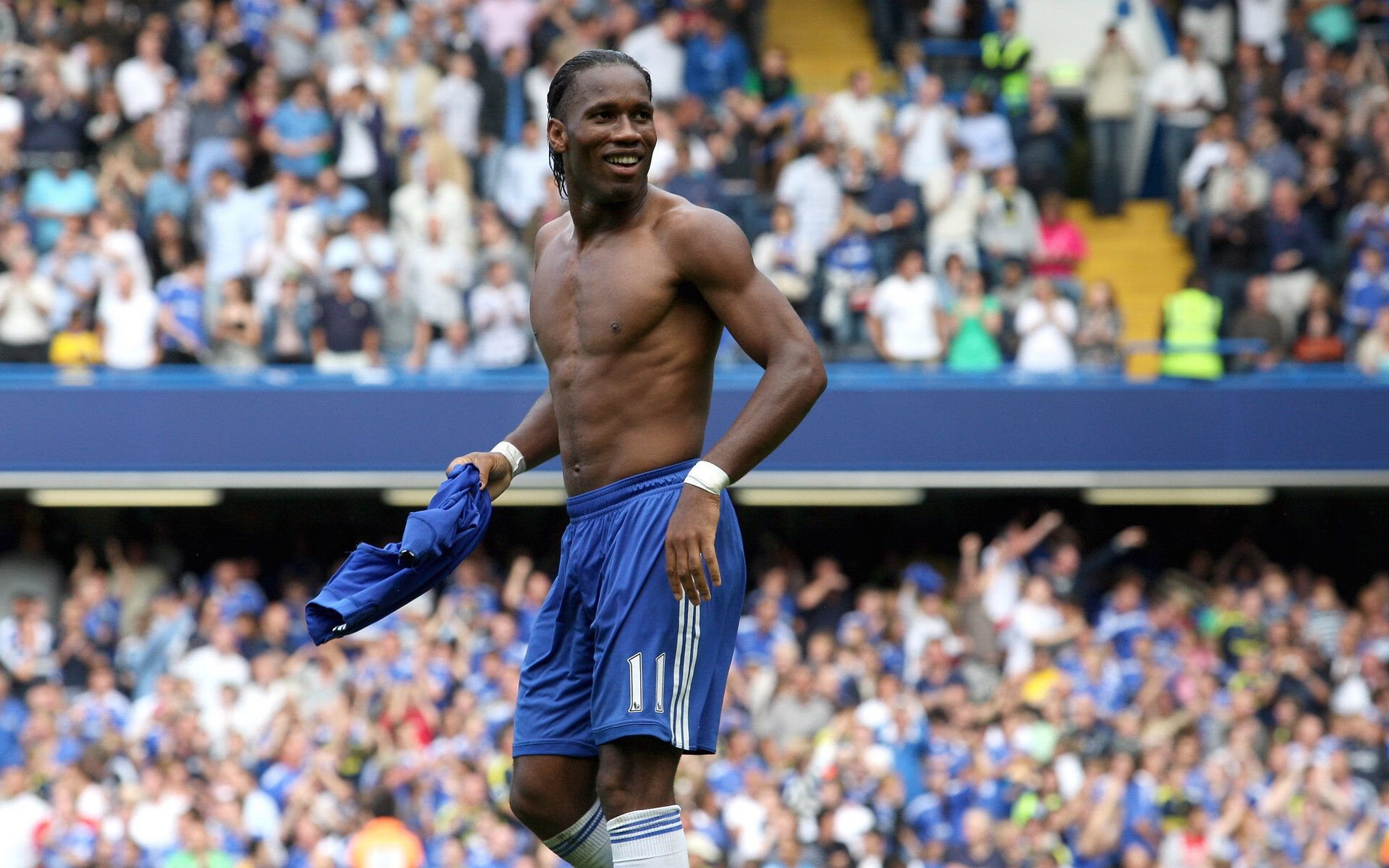 开云体育在线-卡塞米罗里程碑之夜，伊朗队如何以节奏掌控智利，足球战术与个人荣耀的交响曲